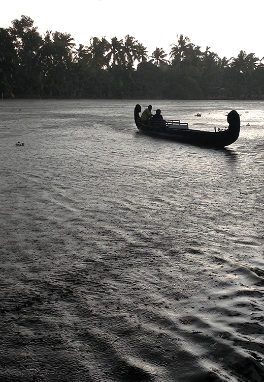 Vallam canoe, traditional transportation, monsoon, Faces Places and Plates Blog, India, Alappuzha, South India, Kerala, Alleppey, Food Travel, Food Tourism, Indian Food, Culinary Tours, Backwaters, Home Stay, Karen Anderson, Pauli-Ann Carriere