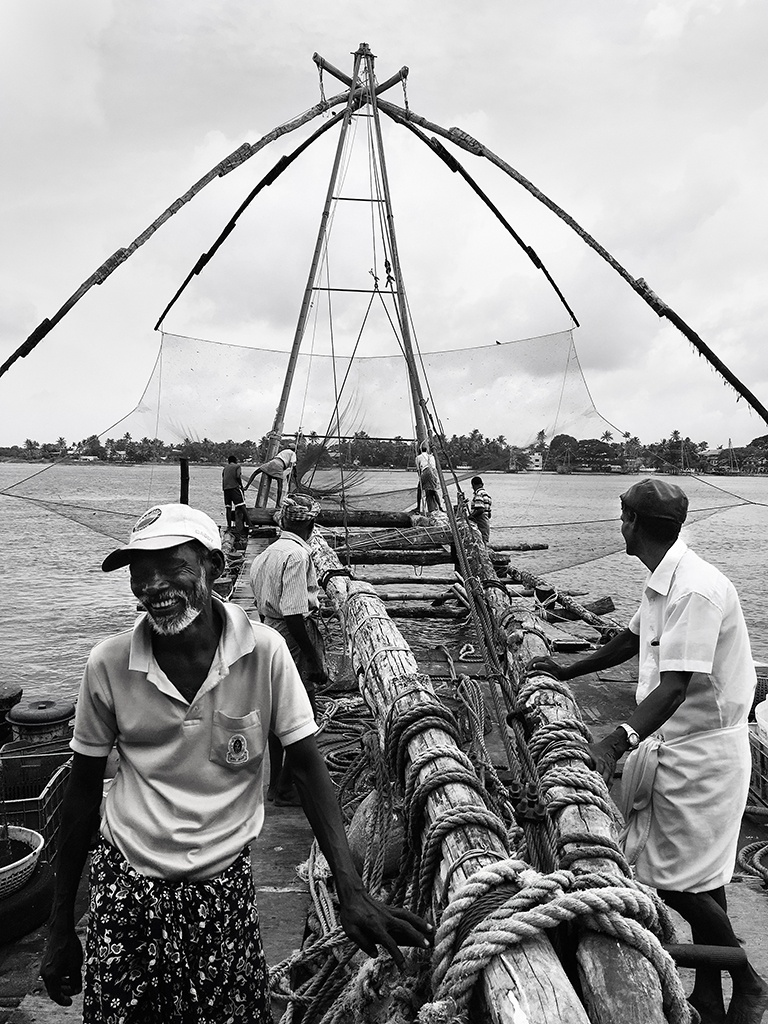 Fishermen, Chinese fishing nets, Kochi, Fort Kochi, Cochin, Kerala, South India, India, Faces Places and Plates blog