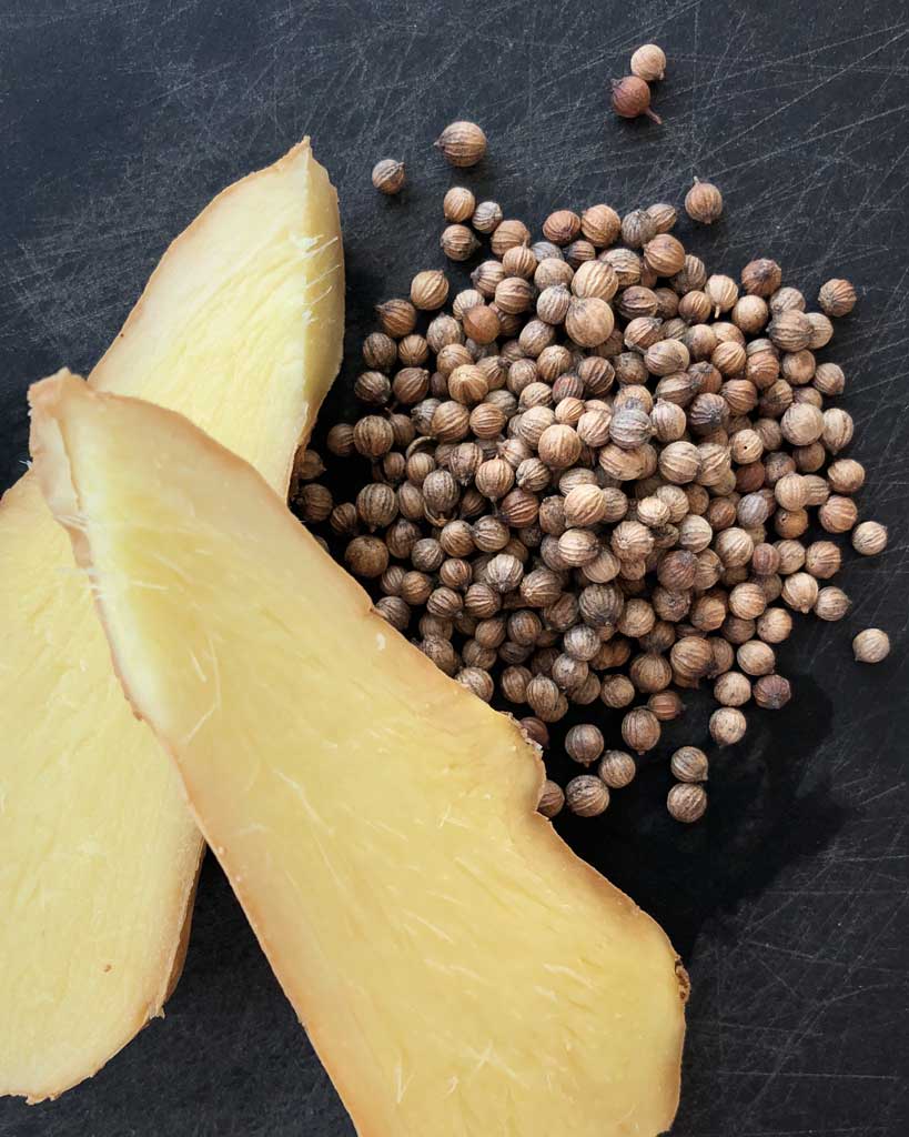 Ginger and whole coriander for Sukku coffee preparation.