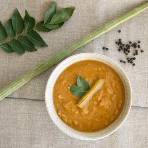 Murangakai Soup (Tamil Drumstick Sāmbhar Soup)