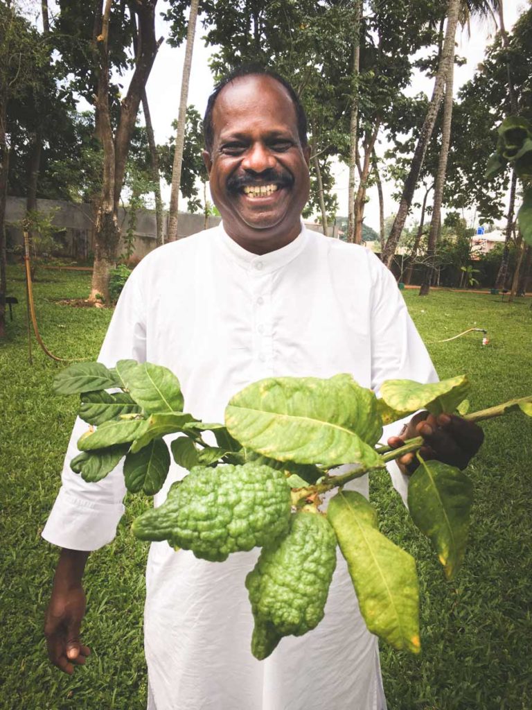 Kalari Kovilakom chef with lime